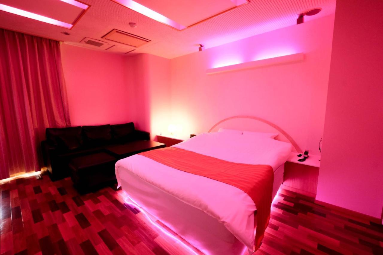 Hôtel Bay Hill Club Higashi Kokura (Adults Only) à Kitakyūshū Extérieur photo